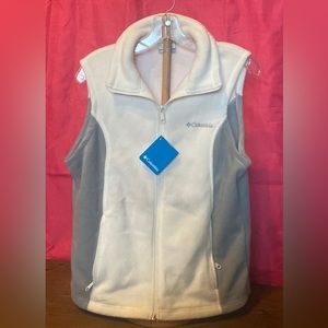 Columbia fleece vest women’s Lg NWT